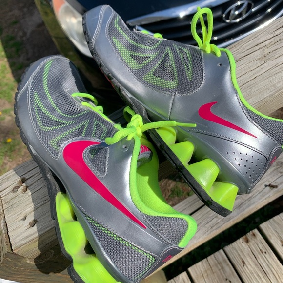 Nike Shoes - Size 8 Nike women’s running shoes